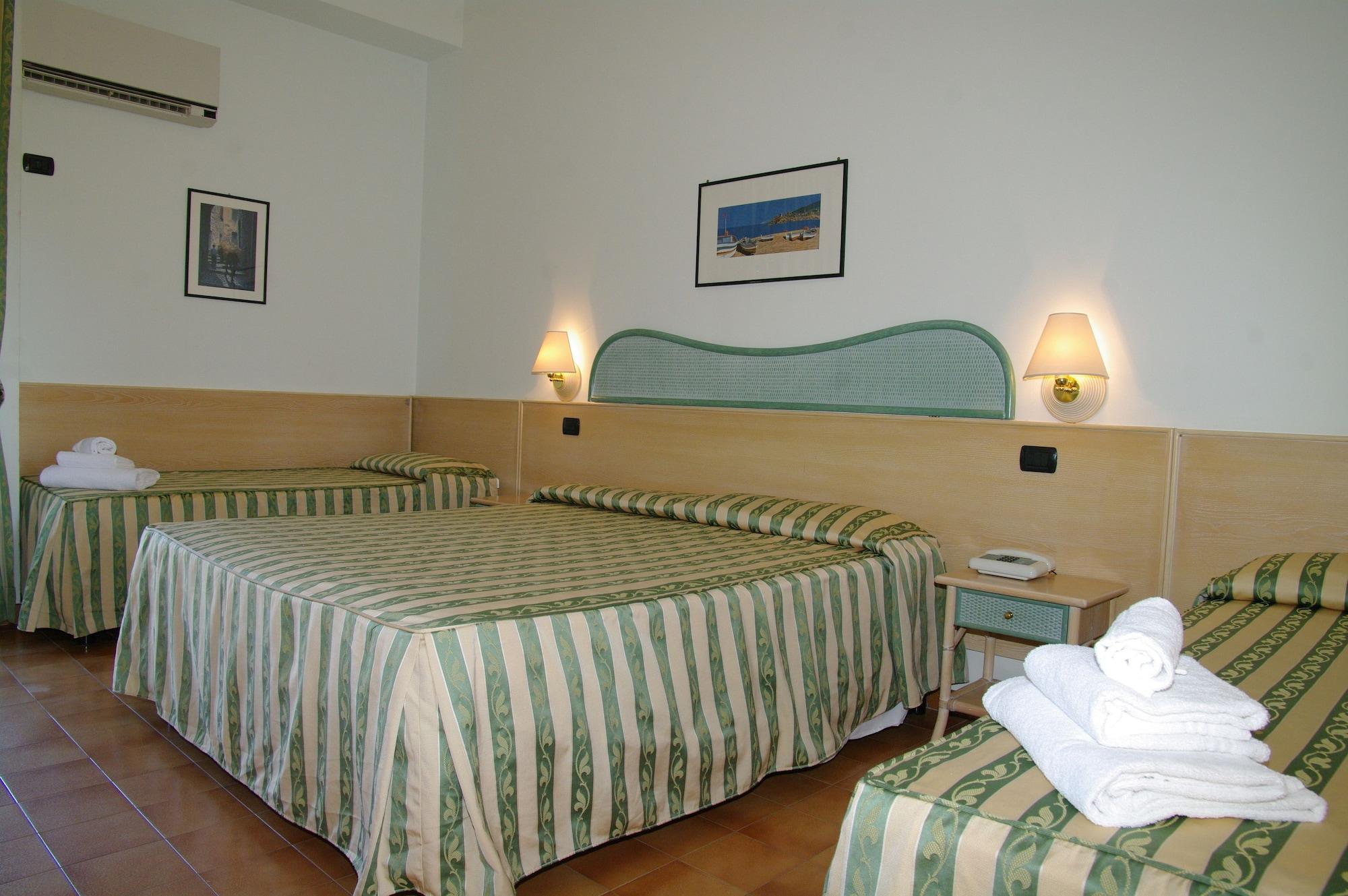 Hotel Villa Belvedere Cefalu Exterior photo