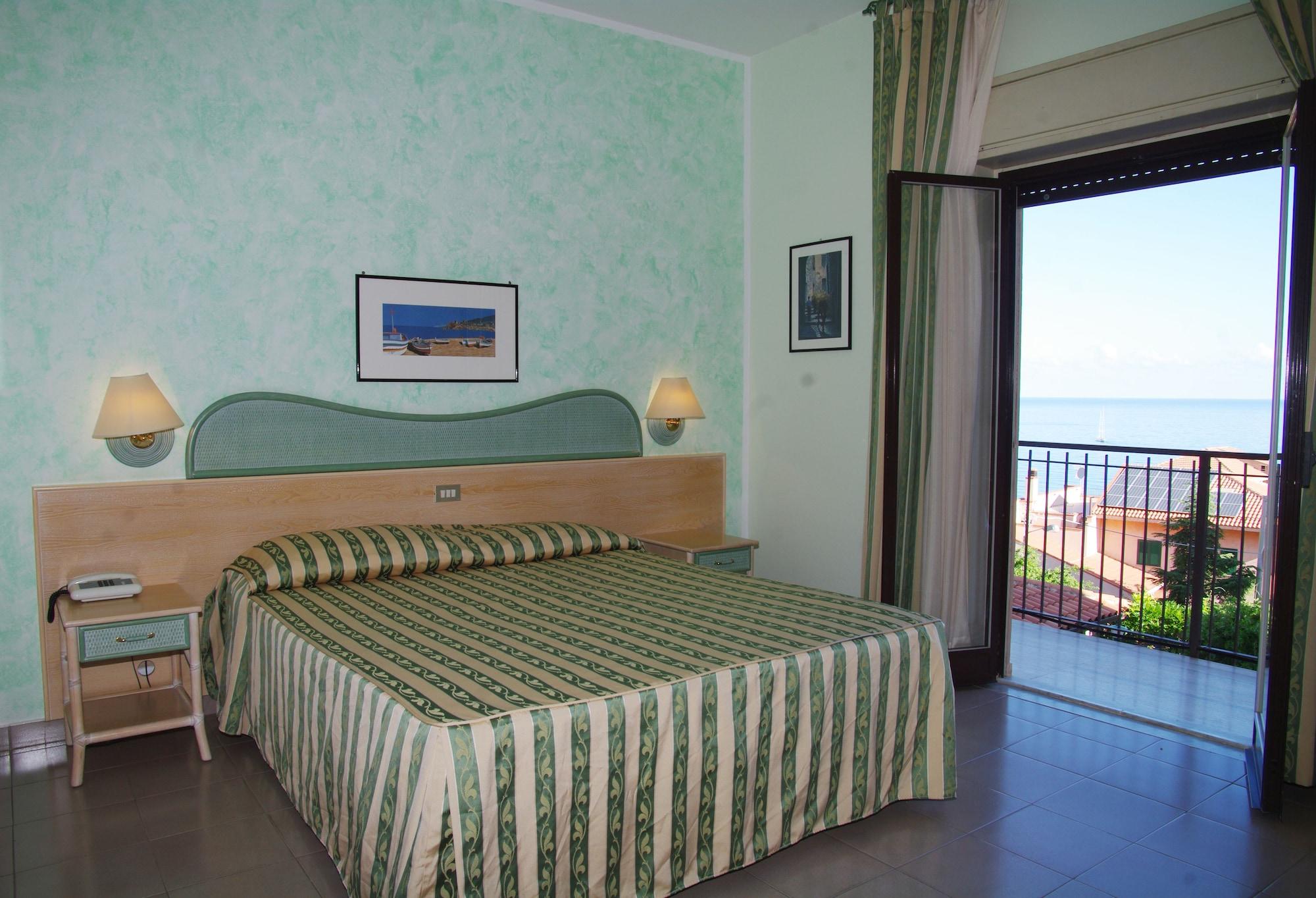Hotel Villa Belvedere Cefalu Exterior photo