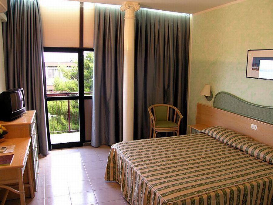 Hotel Villa Belvedere Cefalu Exterior photo