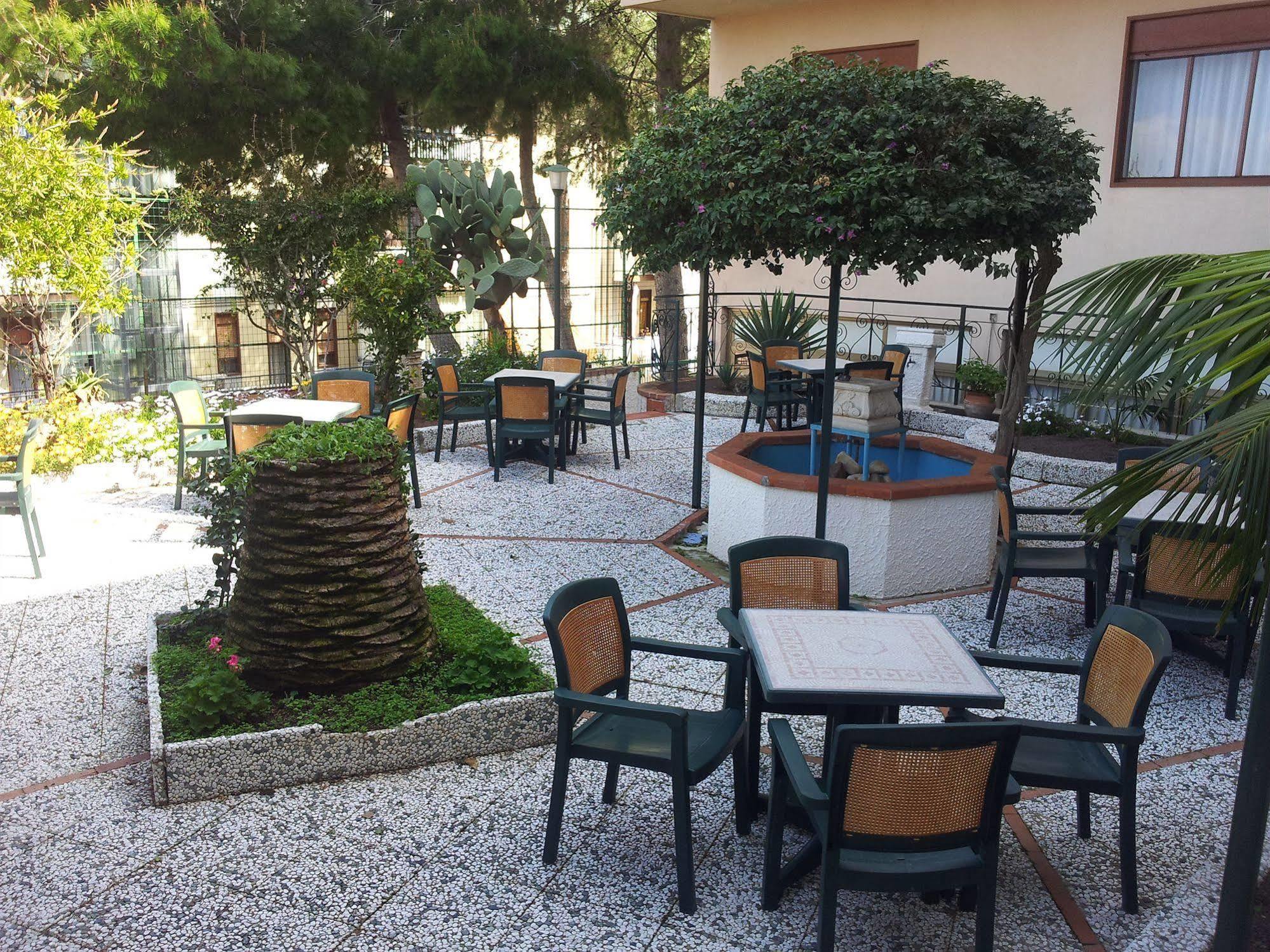 Hotel Villa Belvedere Cefalu Exterior photo